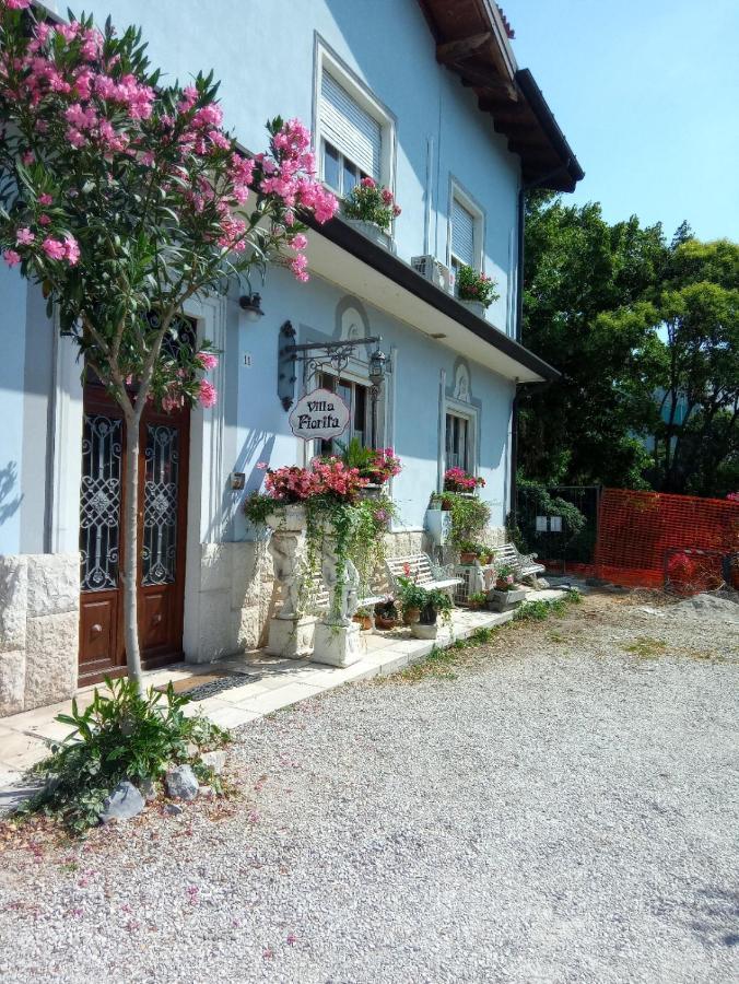 مونفالكوني Villa Fiorita المظهر الخارجي الصورة
