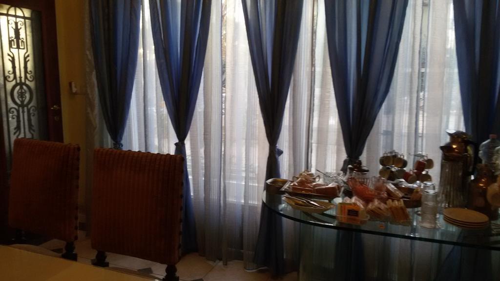 مونفالكوني Villa Fiorita الغرفة الصورة