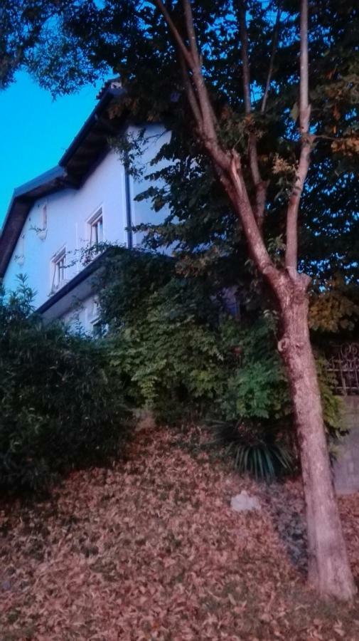 مونفالكوني Villa Fiorita المظهر الخارجي الصورة